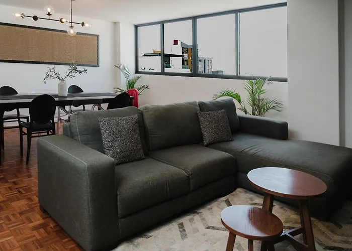 Modern 3br Duplex In The Heart Of Roma Апартаменты