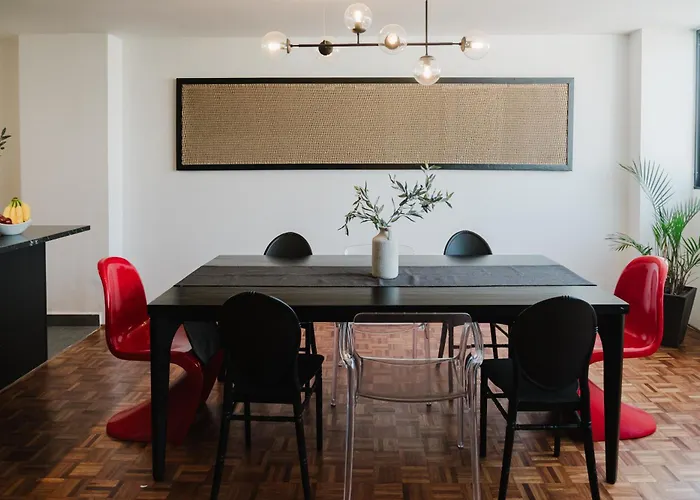Modern 3br Duplex In The Heart Of Roma